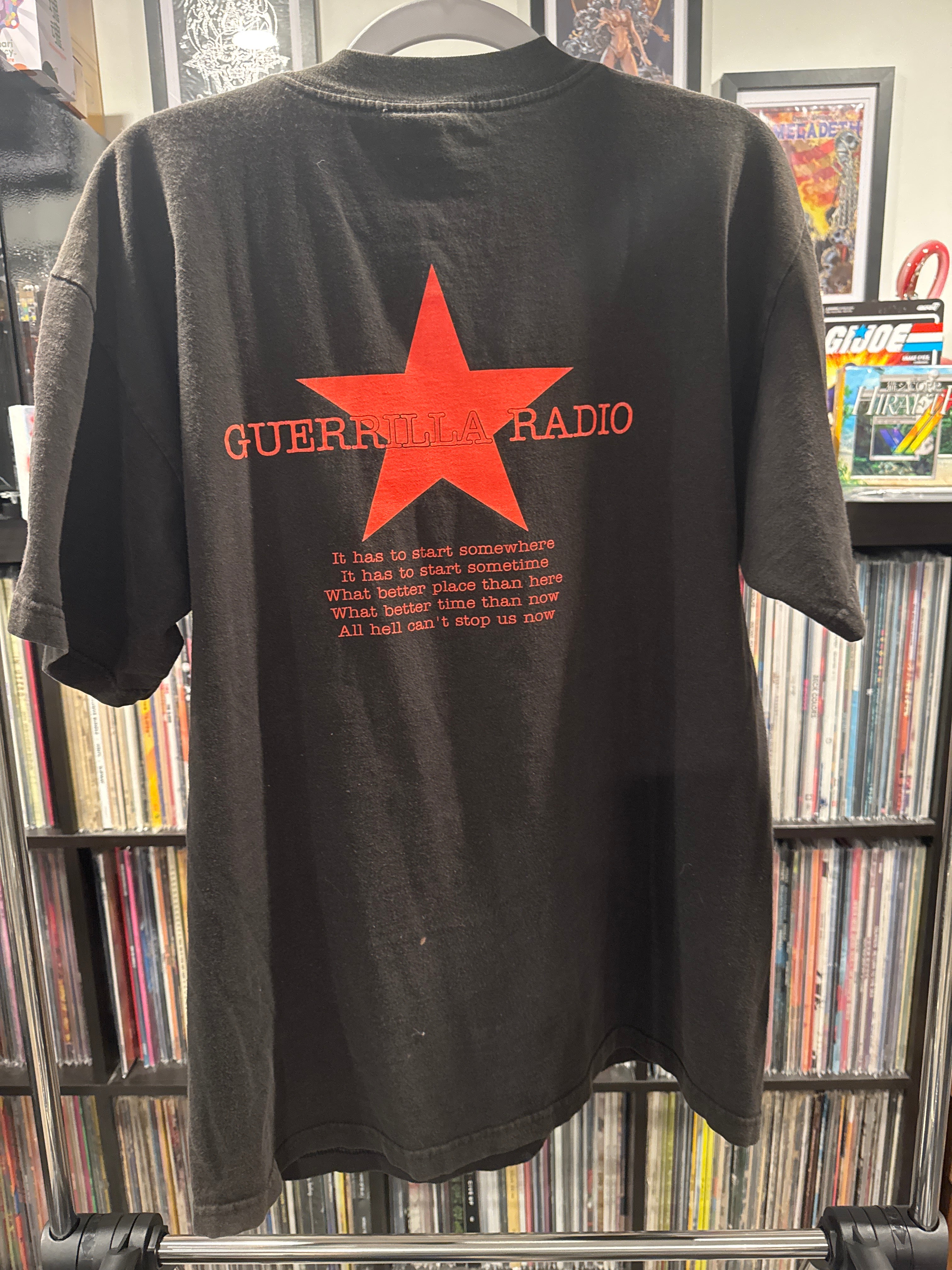 1999 Rage Against the Machine Guerrilla Radio L Giant Shirt