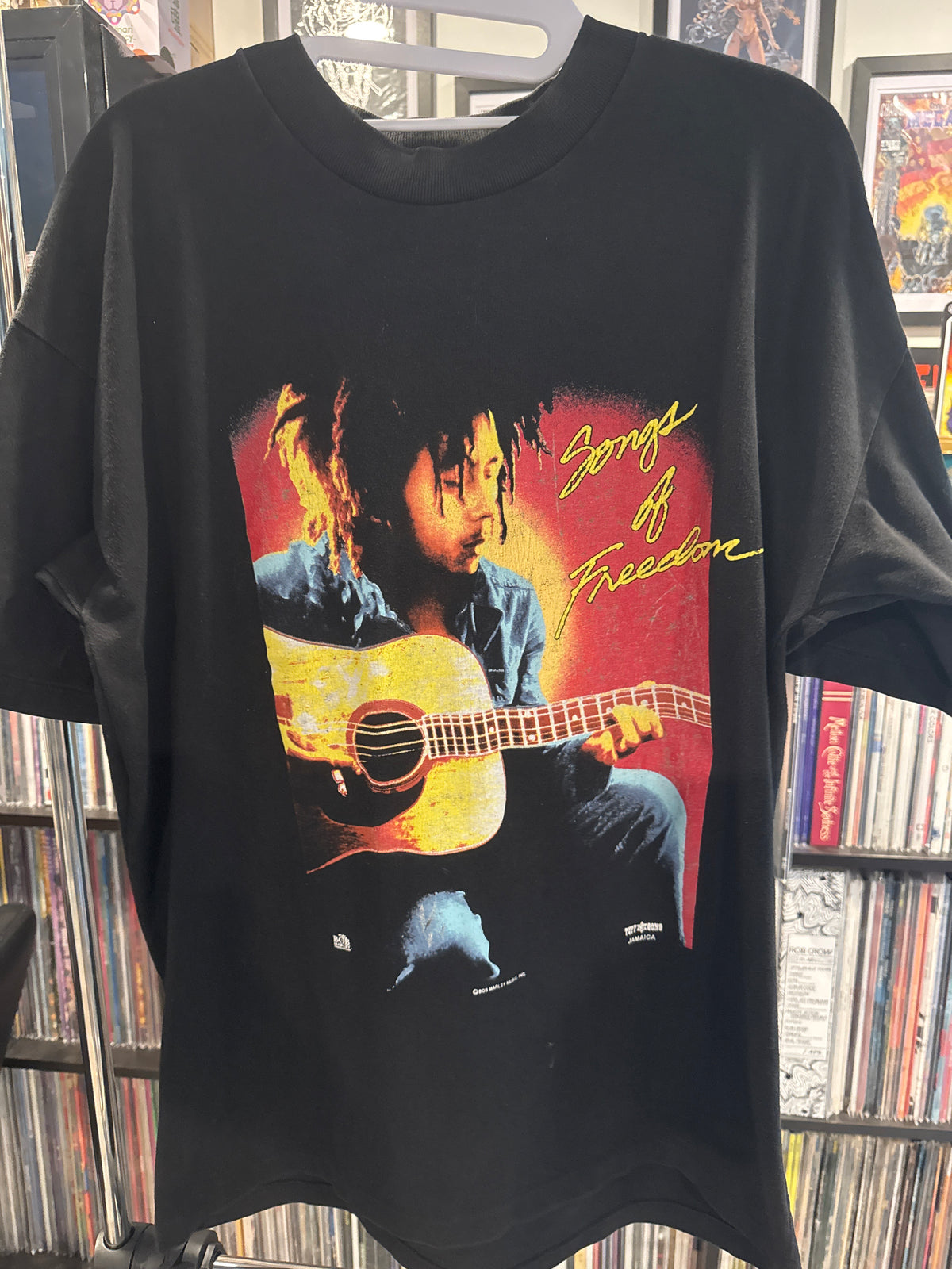 1980s Bob Marley Song of Freedom Fully Licensed Black L
