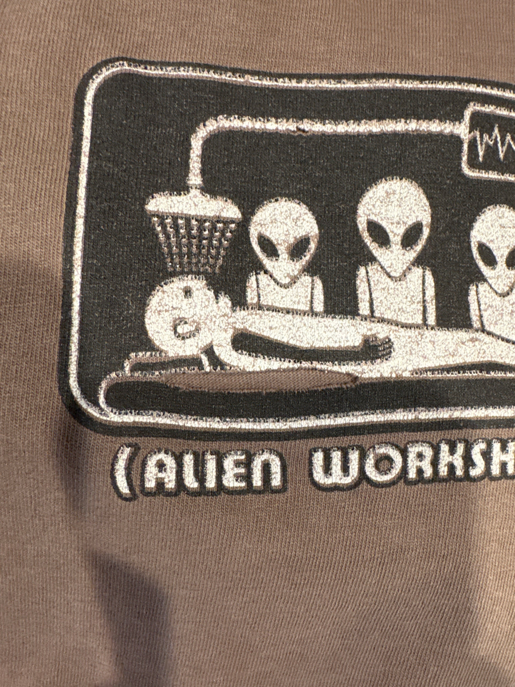 00s Alien Workshop Abduction Exam Room Tultex Brown T-Shirt Large