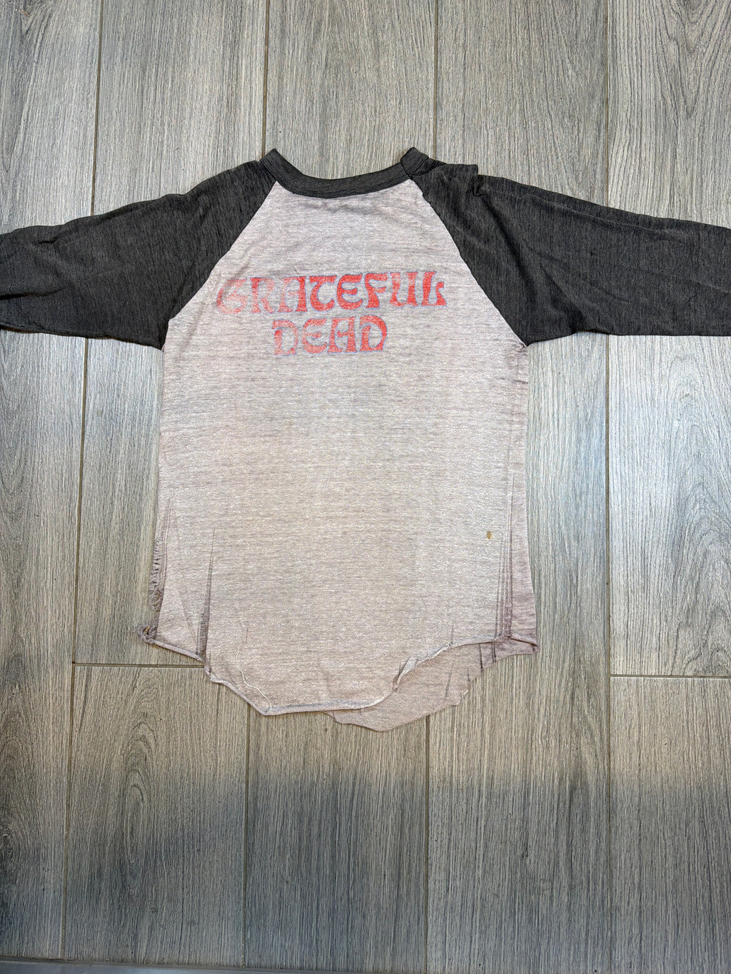 Grateful Dead Tour Raglan 1982 Distressed Black T-Shirt Medium