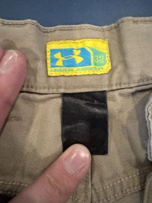 Under Armour Men's MTN 32 Khaki Shorts Missing Button