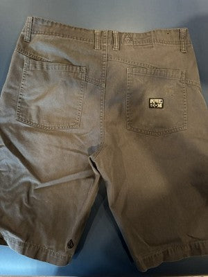 Volcom Gray Chino Shorts (32)