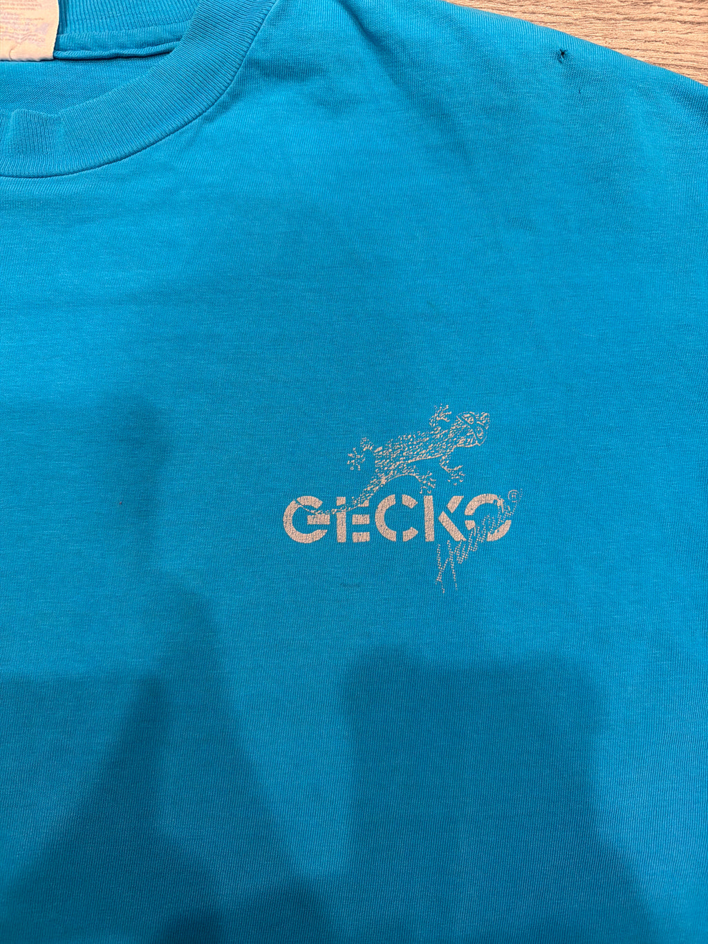 90s Gecko Hawaii Bottle Cap Coors Beer Parody Blue T-Shirt 2X
