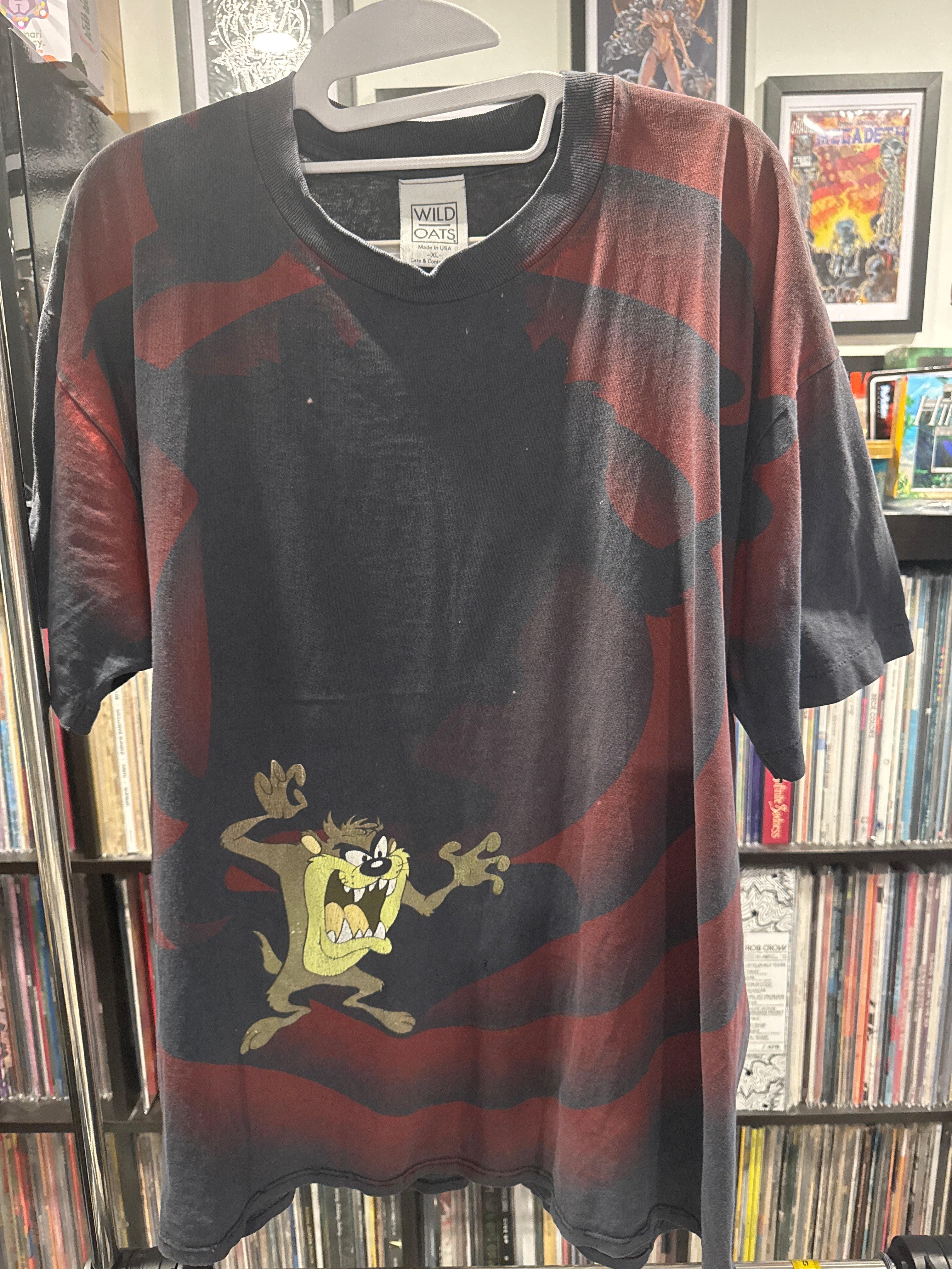 1992 Taz Looney Tunes Shadow AOP Cartoon XL Black