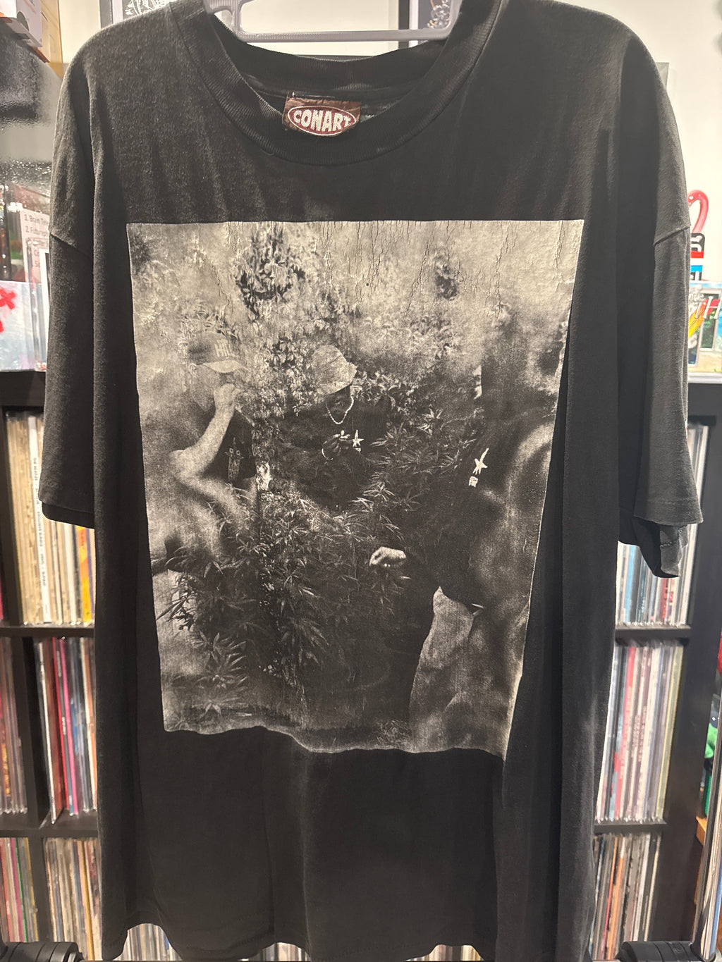 90s Conart Cypress Hill Smoking in a Field Shirt XL