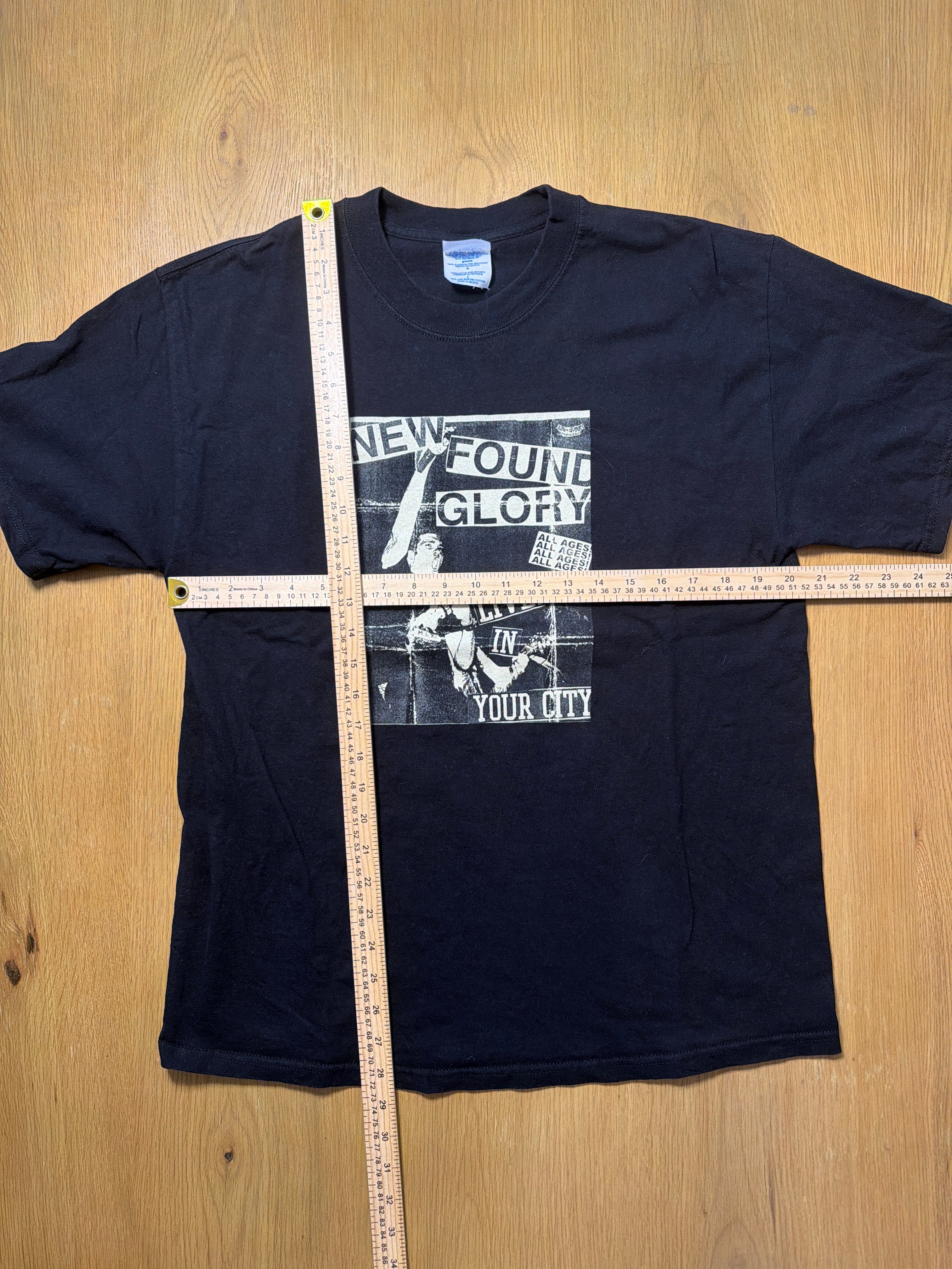 New Found Glory Live In Your City 00s Y2K Punk Band Black T-Shirt Large