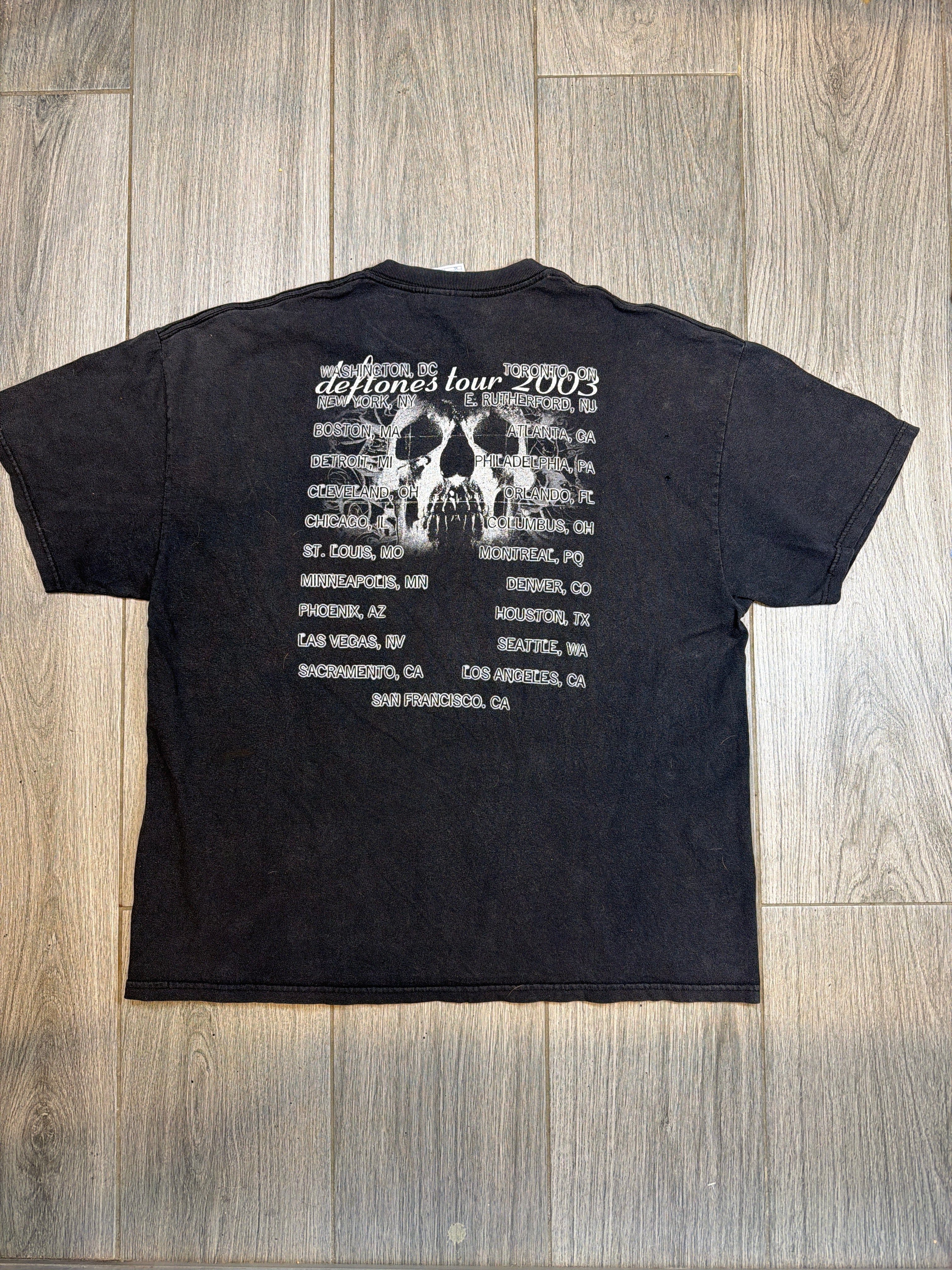 2003 Deftones Tour Self Titled Skull and Roses Black T-Shirt XL