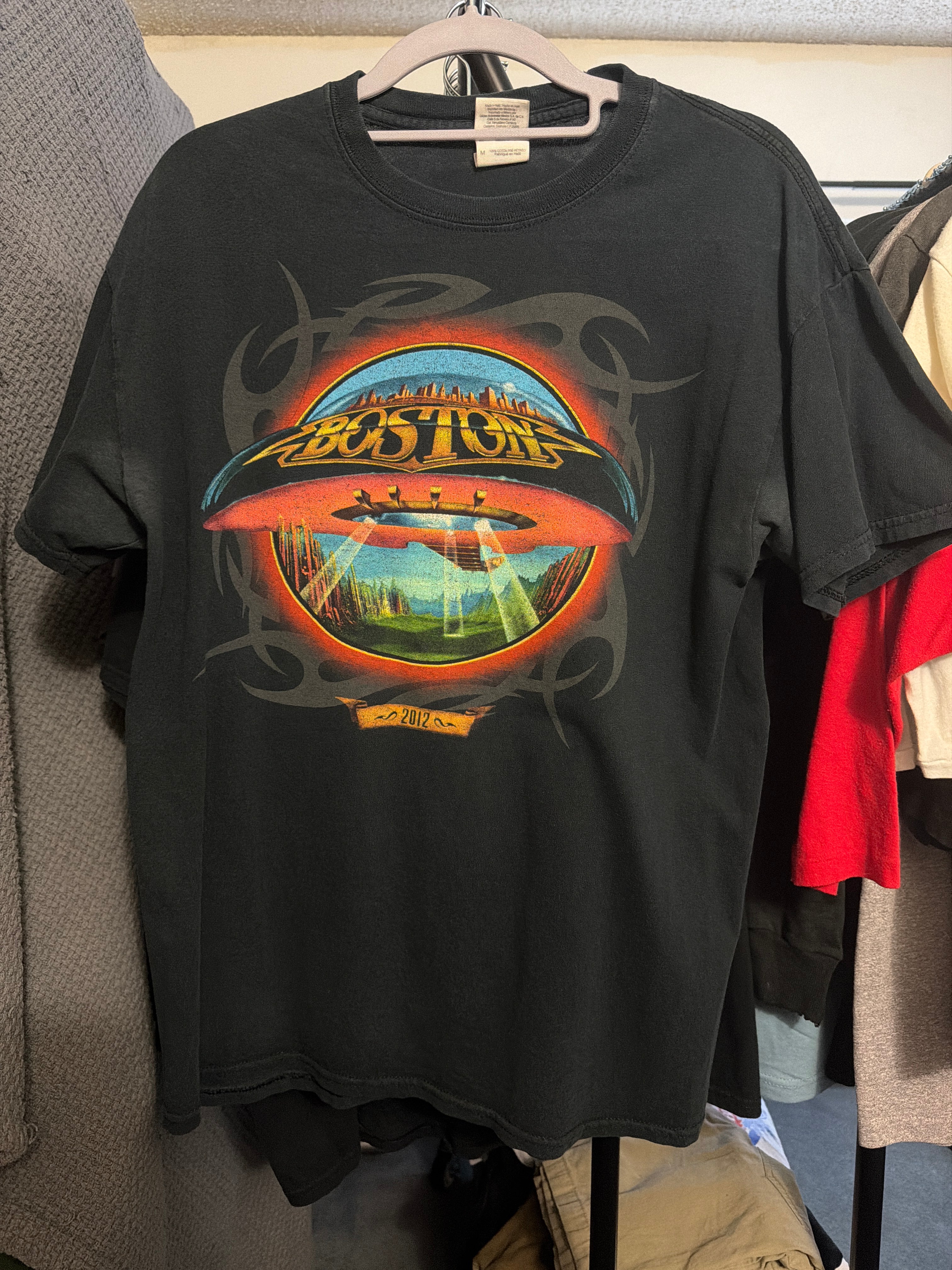 2012 Boston Tour Shirt Gildan Black T-Shirt Medium