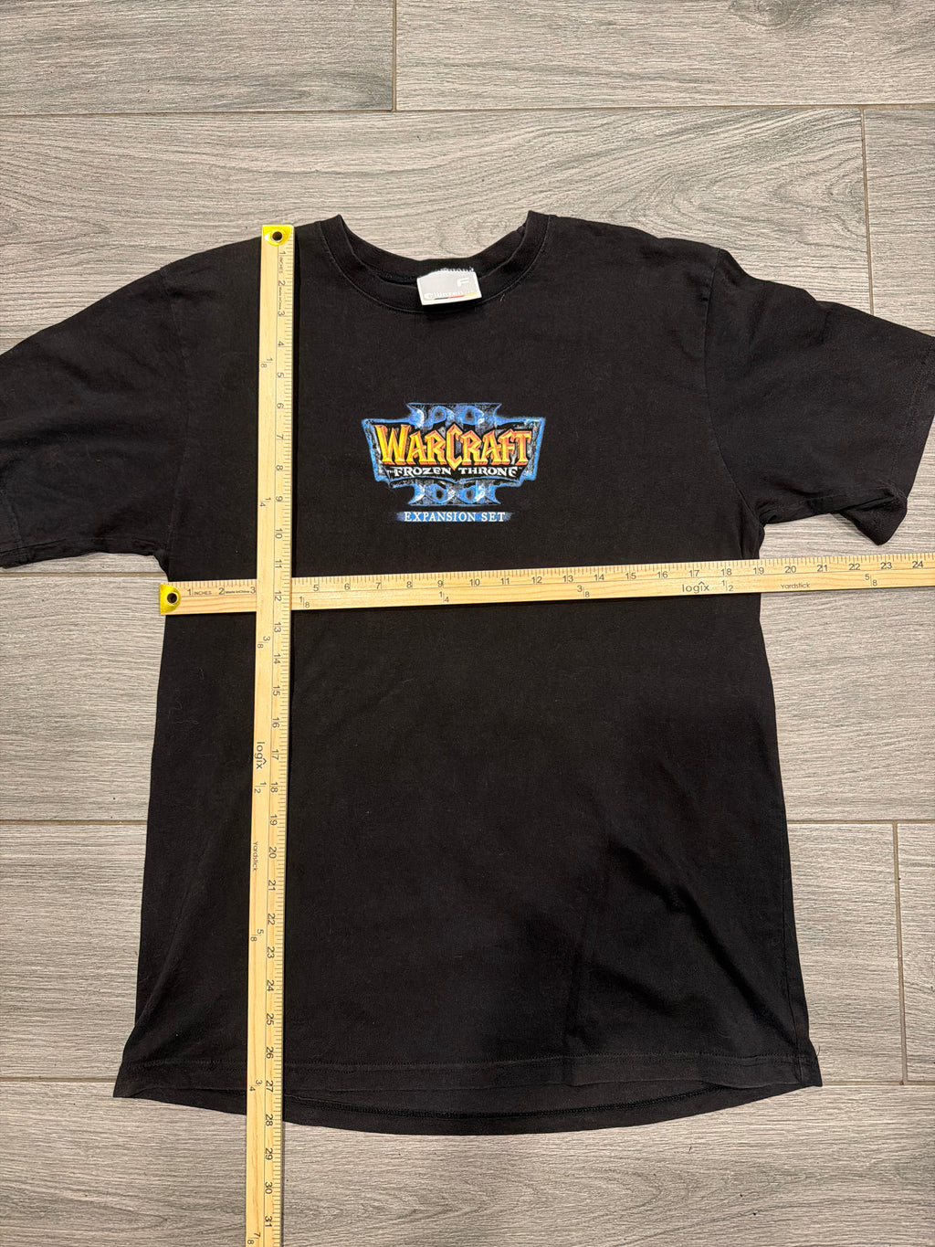 2002 Warcraft III Frozen Throne Expansion Set T-Shirt Large