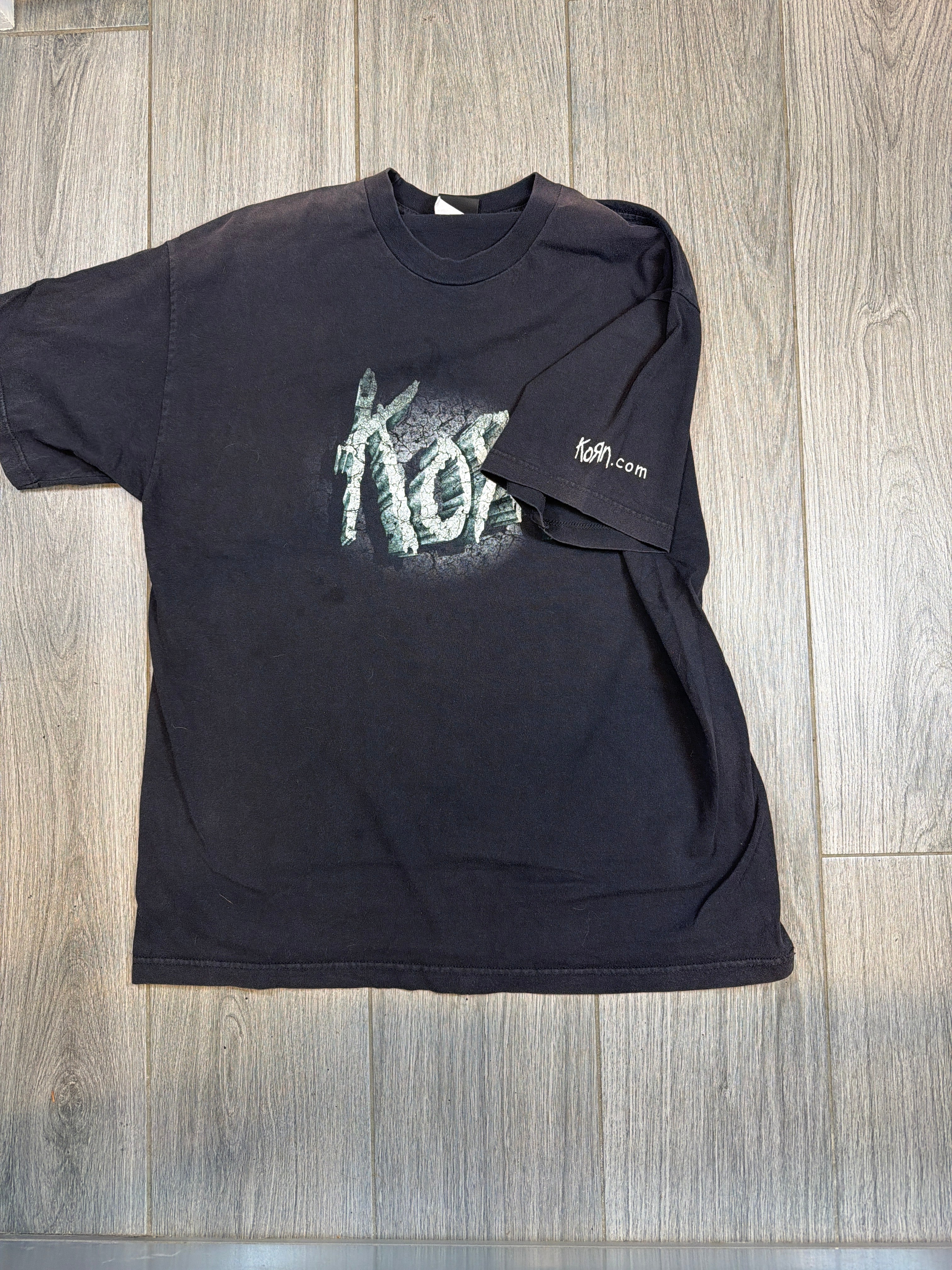 2000 y2k Korn Spellout Black Sleeve Print Giant Rare Vintage T-Shirt XL
