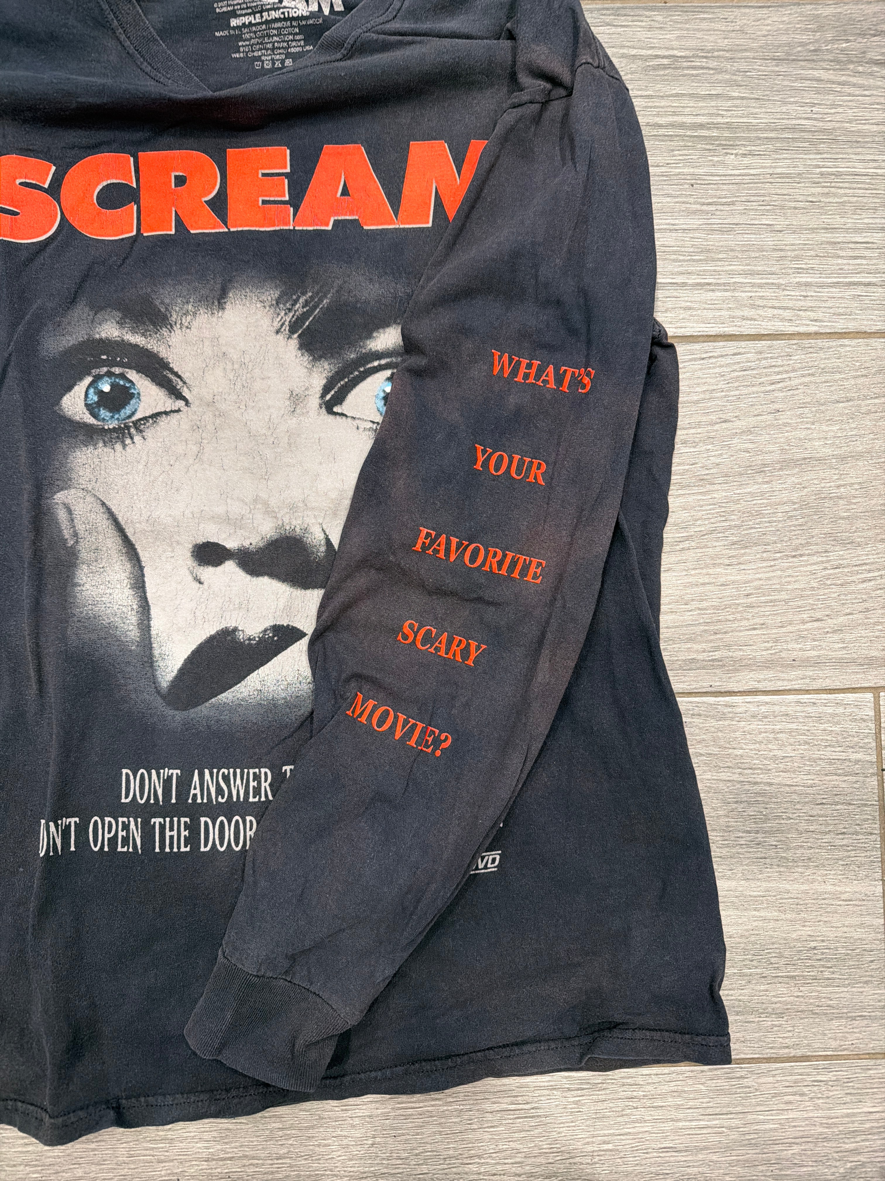 Modern Scream Movie Promo Faded Black Long Sleeve T-Shirt Print Tag