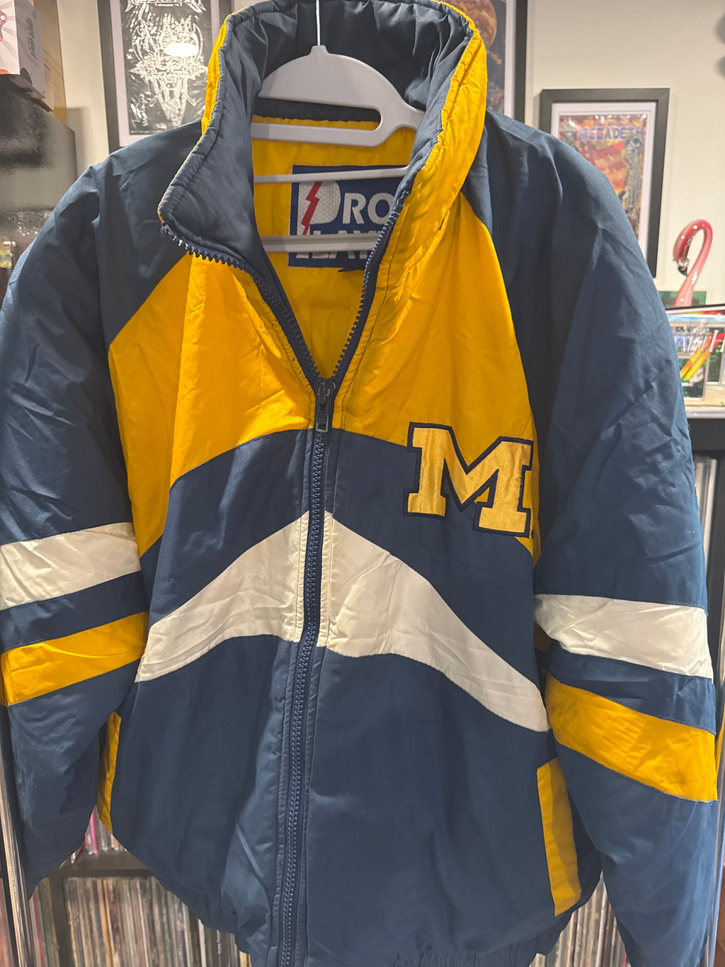 Vintage Pro Player Michigan Wolverines College Football Puffy Jacket L