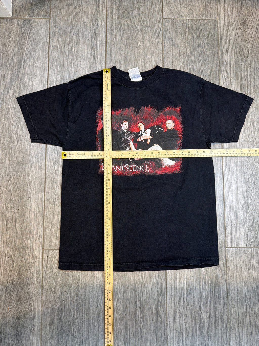 2004 Evanescence Anywhere But Home Band Rare Red T-Shirt Large