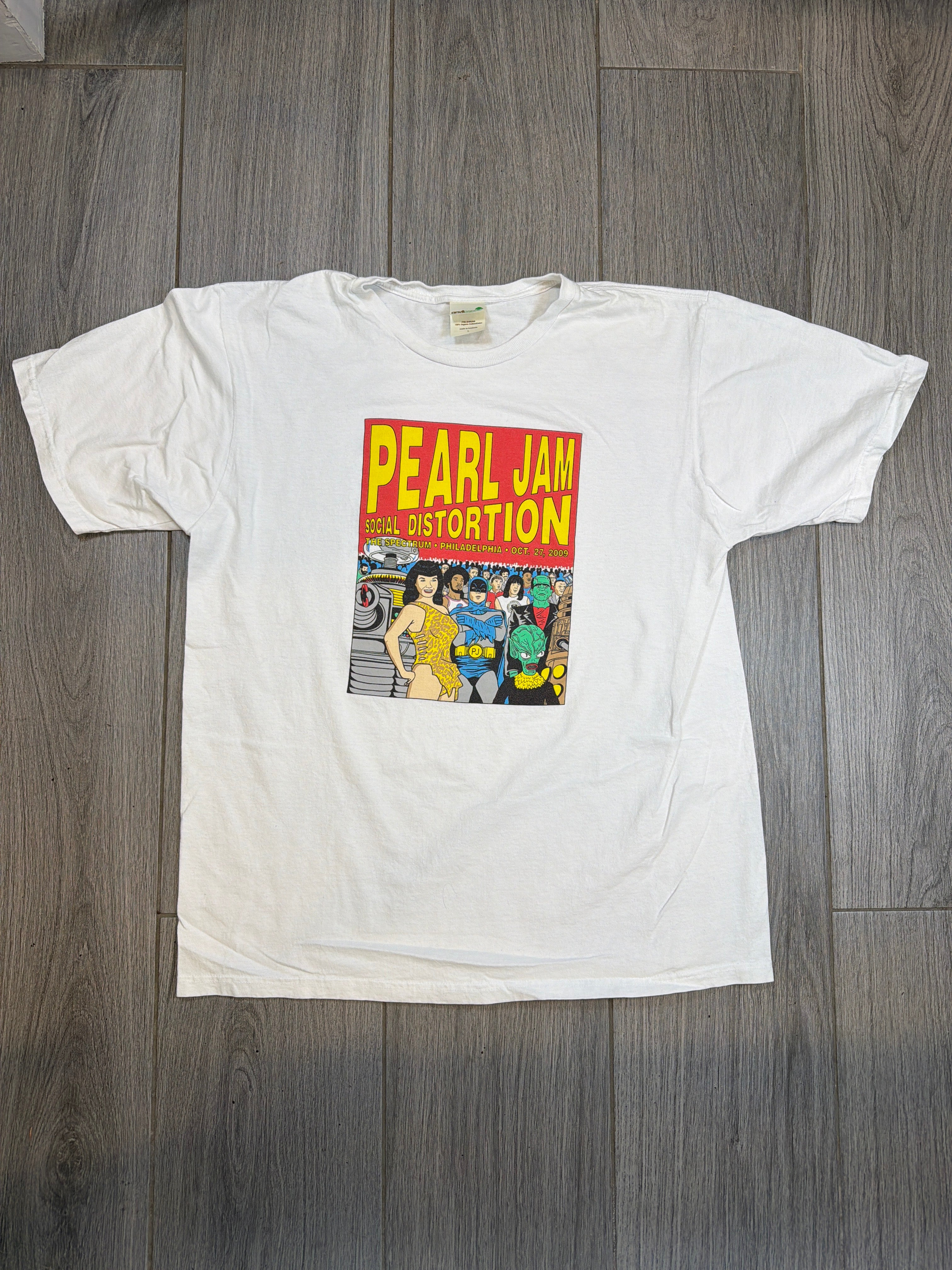 2009 Pearl Jam Social Distortion Graphic Anvil T-Shirt Large