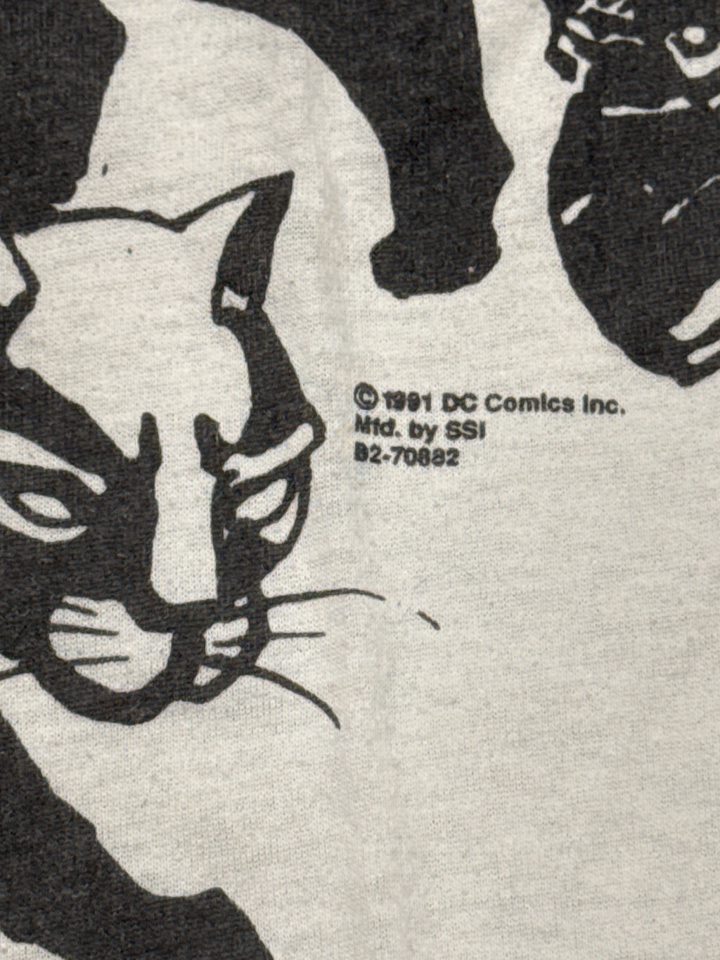 1991 Cat Woman Batman Returns AOP Black/White Catwoman T-Shirt Large