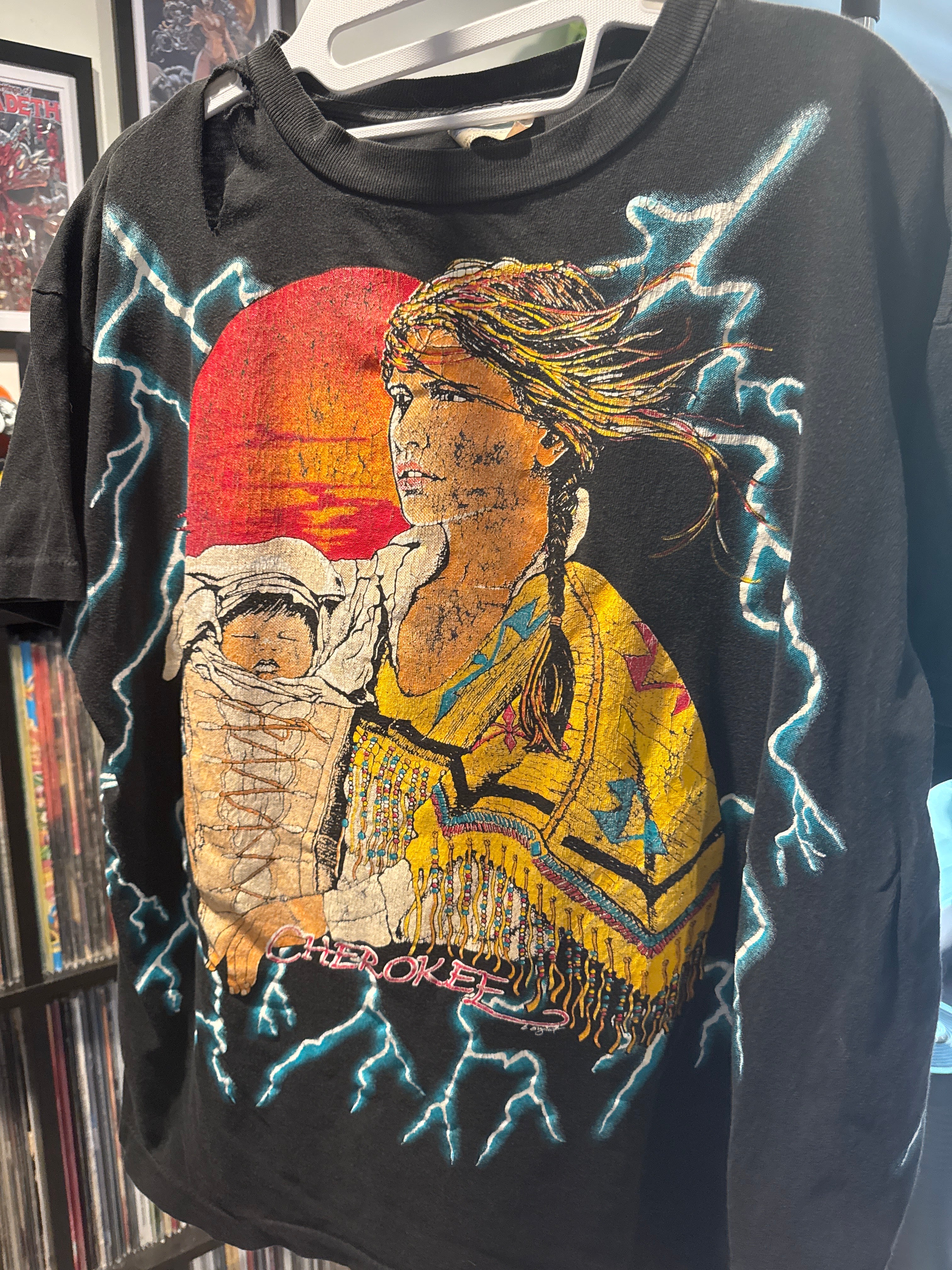 Cherokee American Thunder Native Distressed L