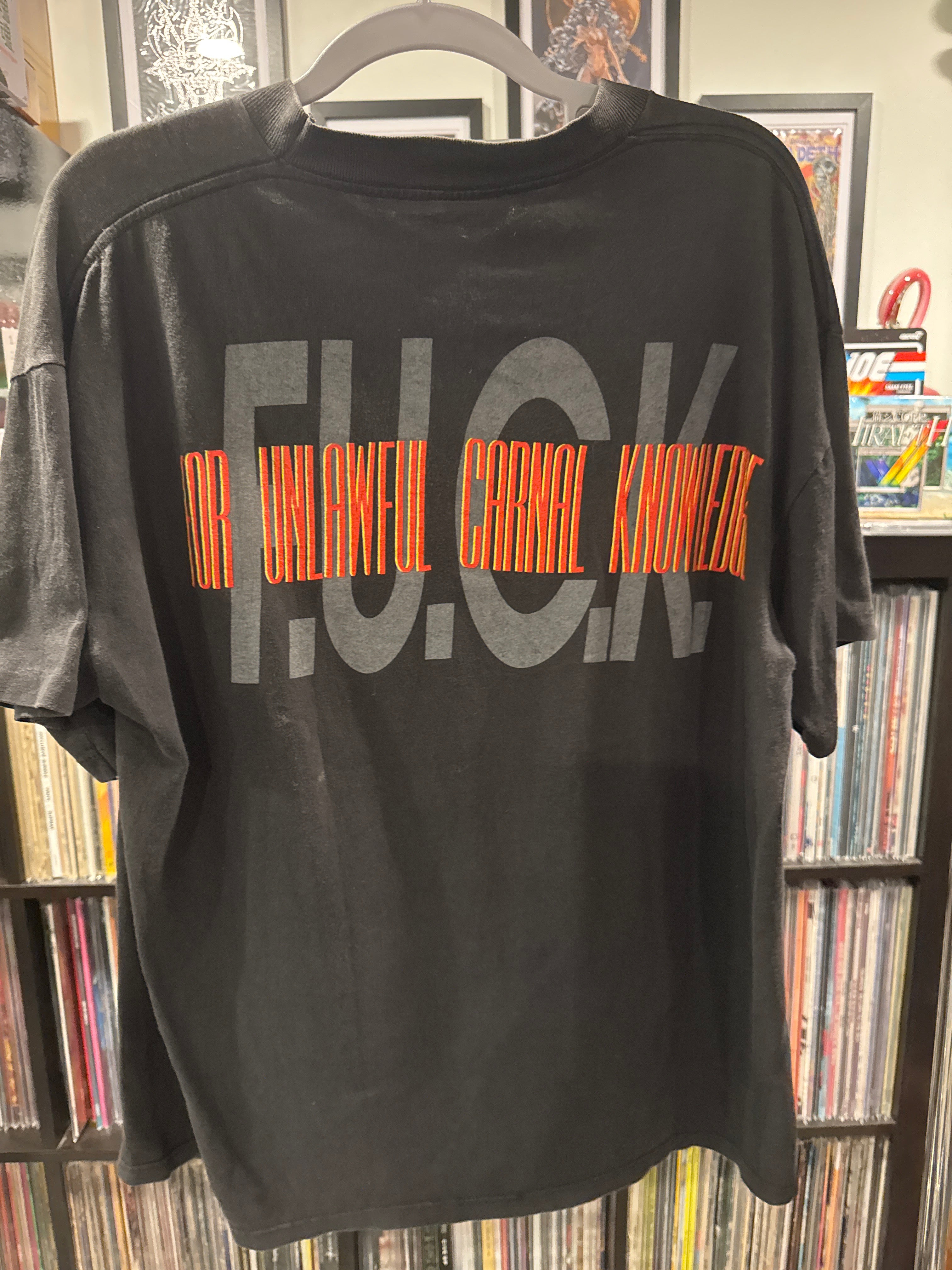 1991 Van Halen For Unlawful Carnal Knowledge Shirt Brockum Short XL