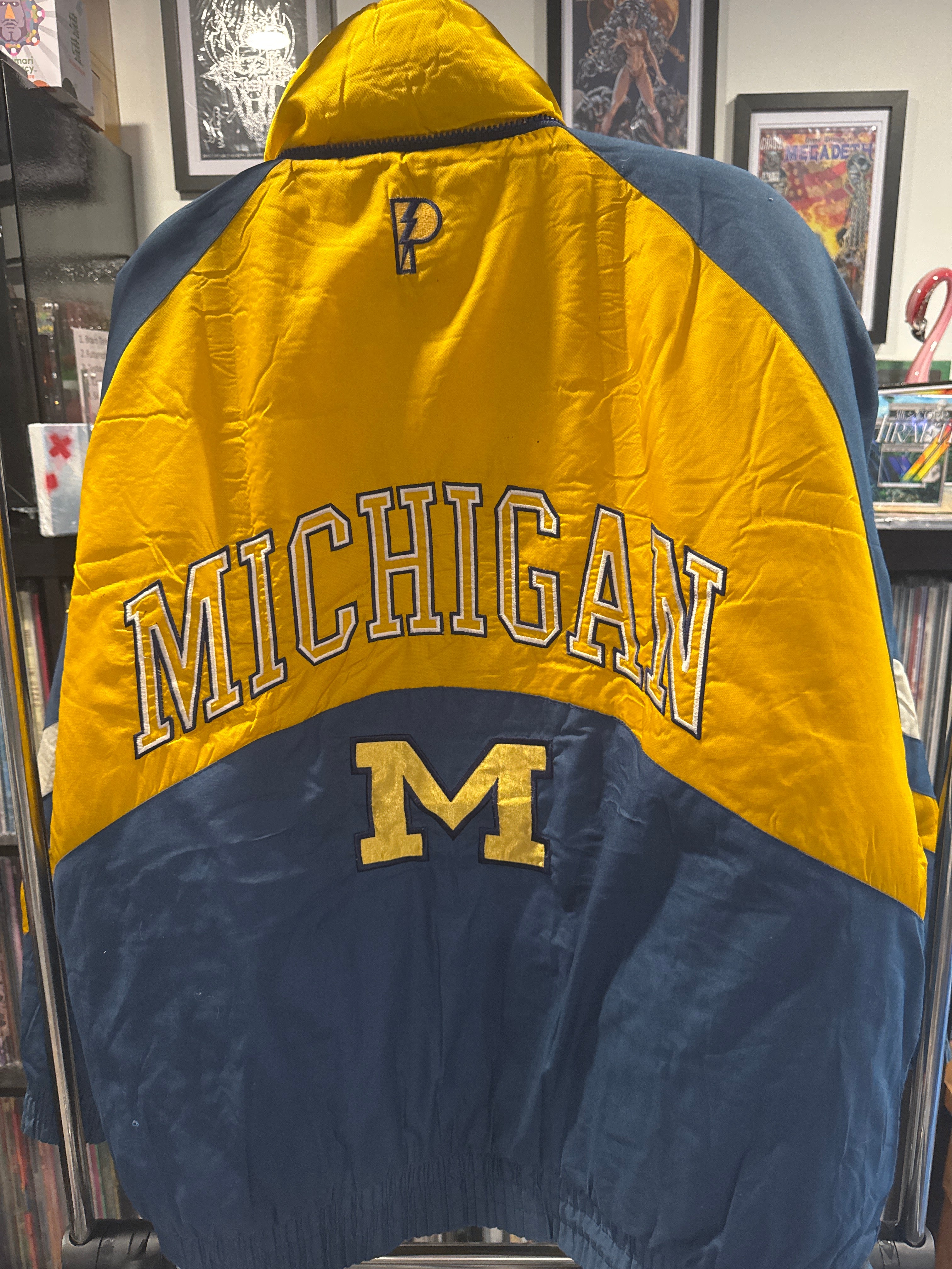Vintage Pro Player Michigan Wolverines College Football Puffy Jacket L