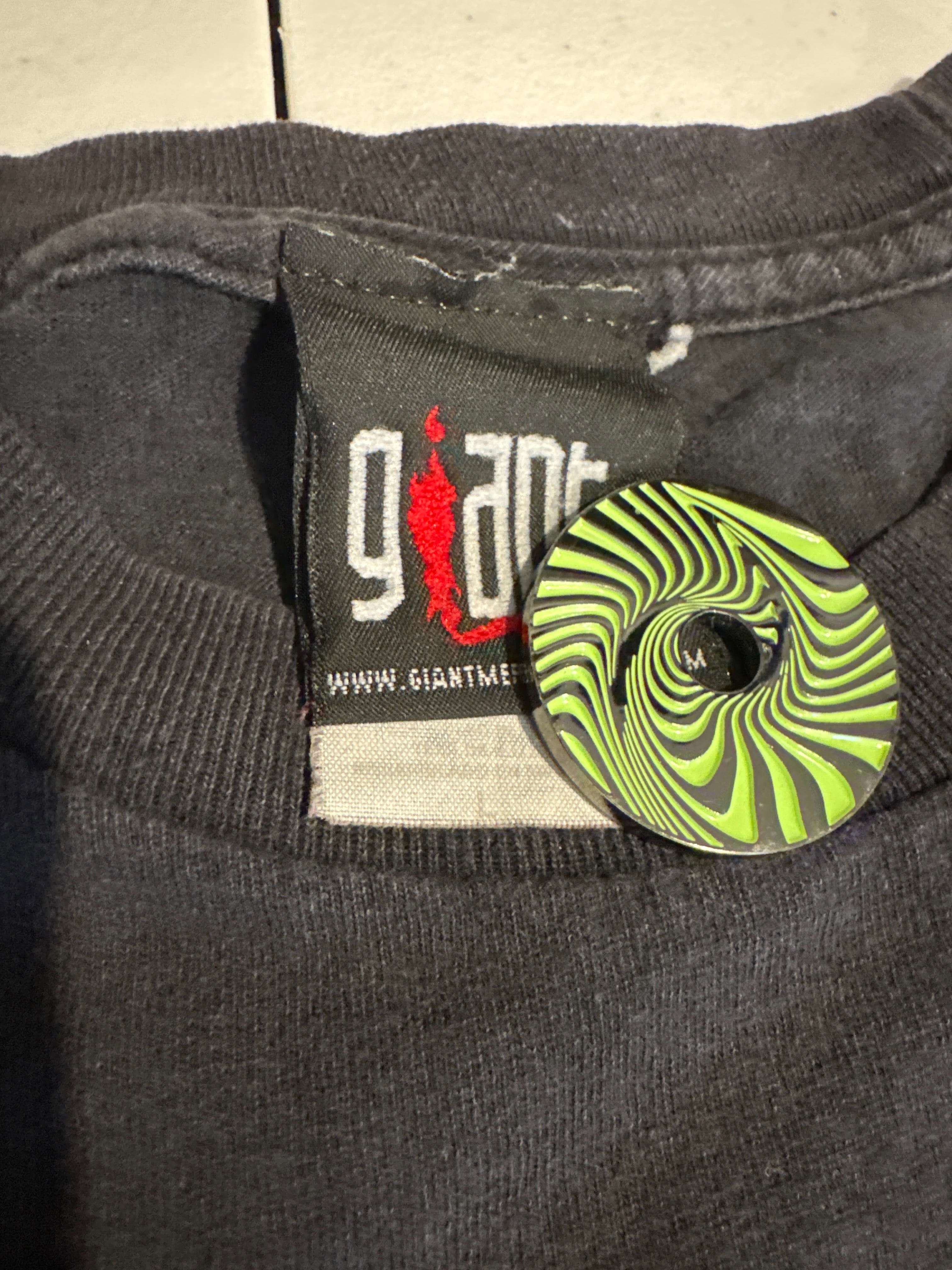 2003 Aerosmith T-Shirt mit verblichener Band-Grafik, Größe Large