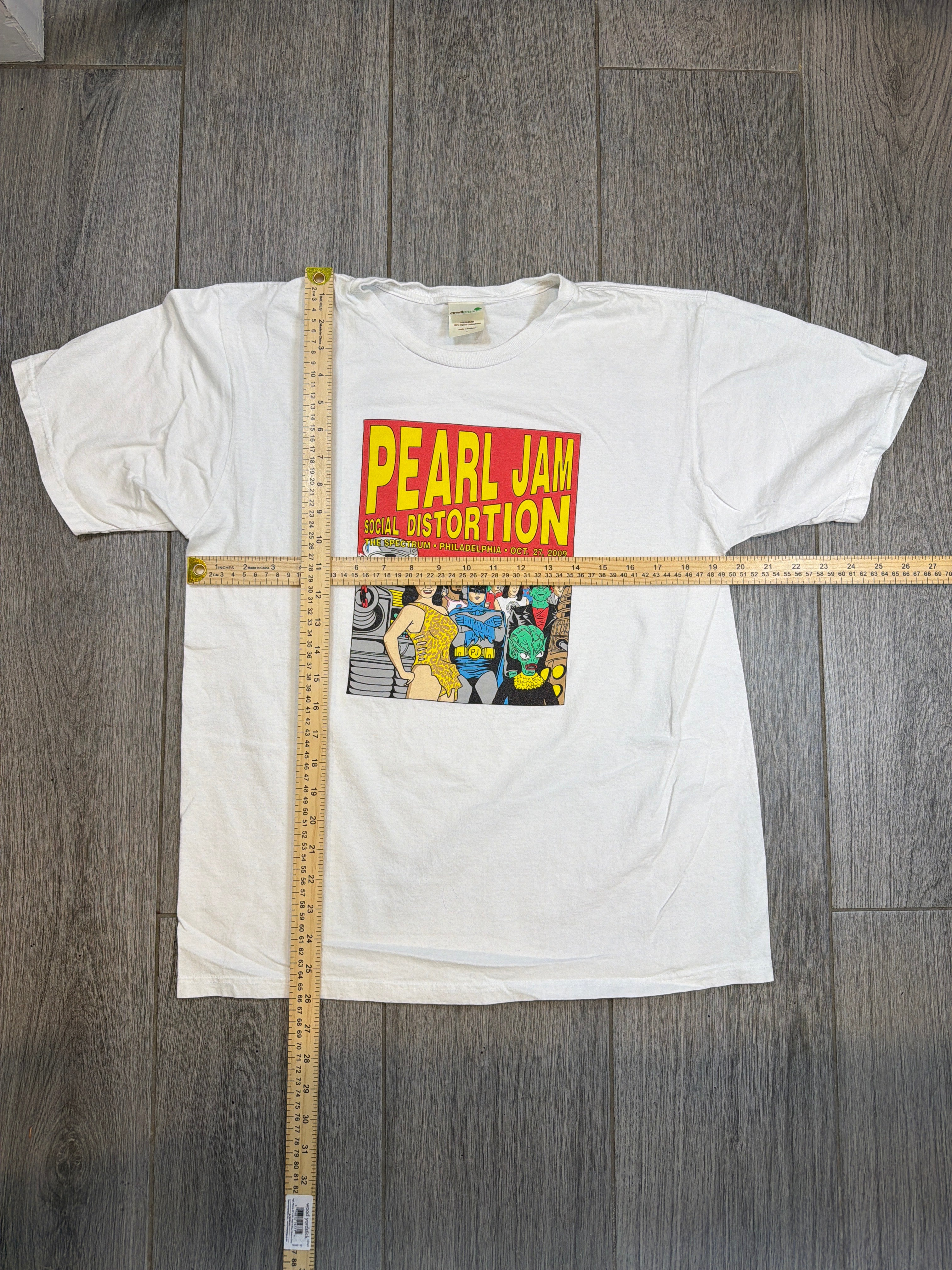2009 Pearl Jam Social Distortion Graphic Anvil T-Shirt Large