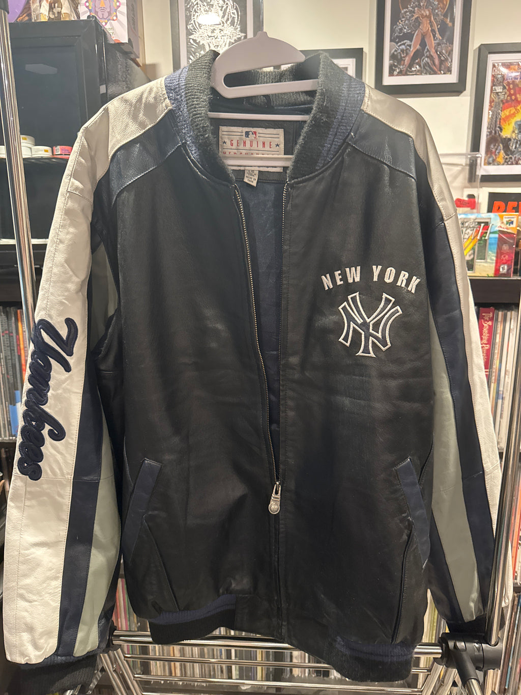Vintage MLB Genuine Merchandise G-III Carl Banks L New York Yankees Leather Jacket