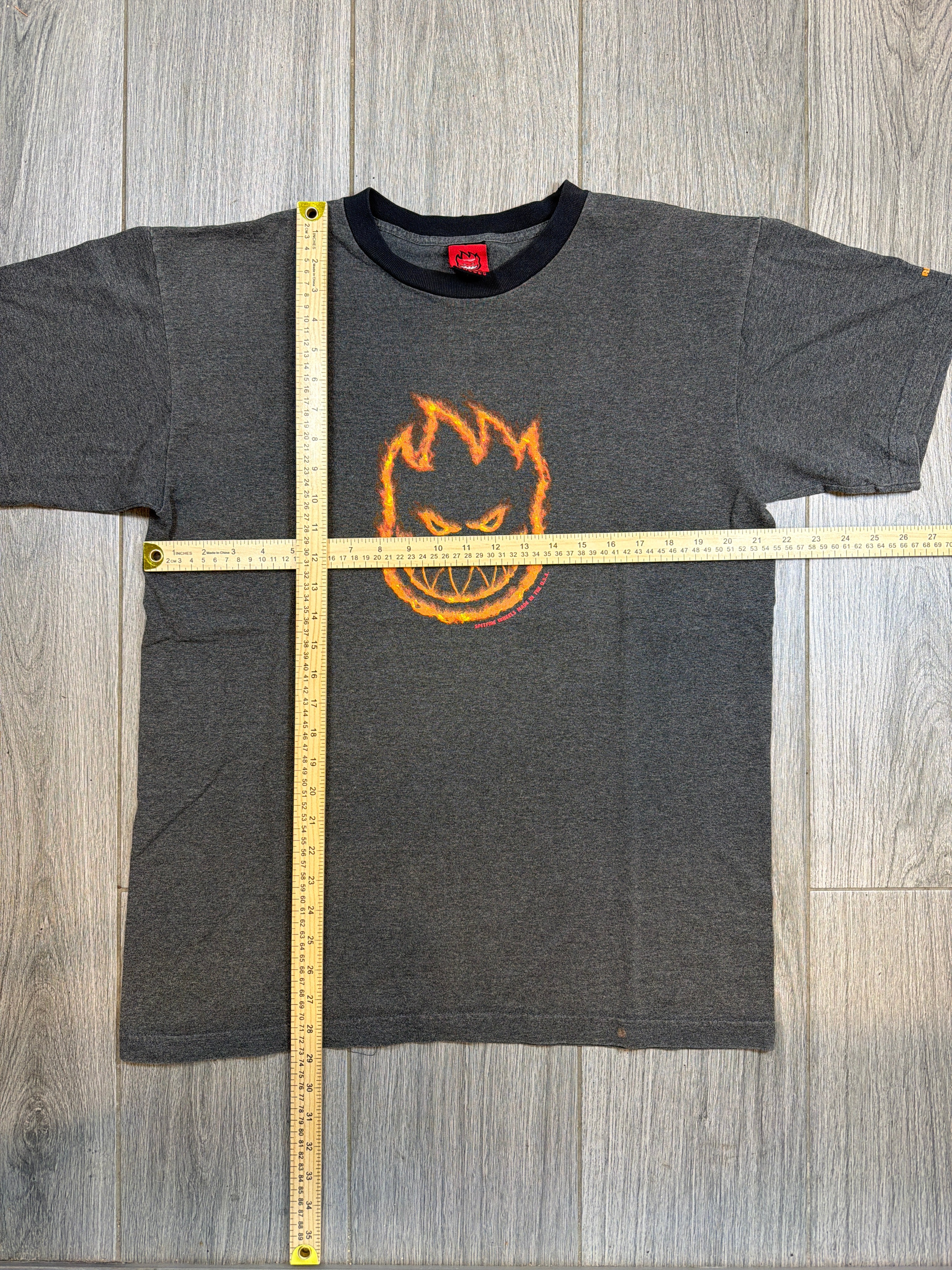 Spitfire Wheels Skateboarding Distressed Black 00er T-Shirt Large