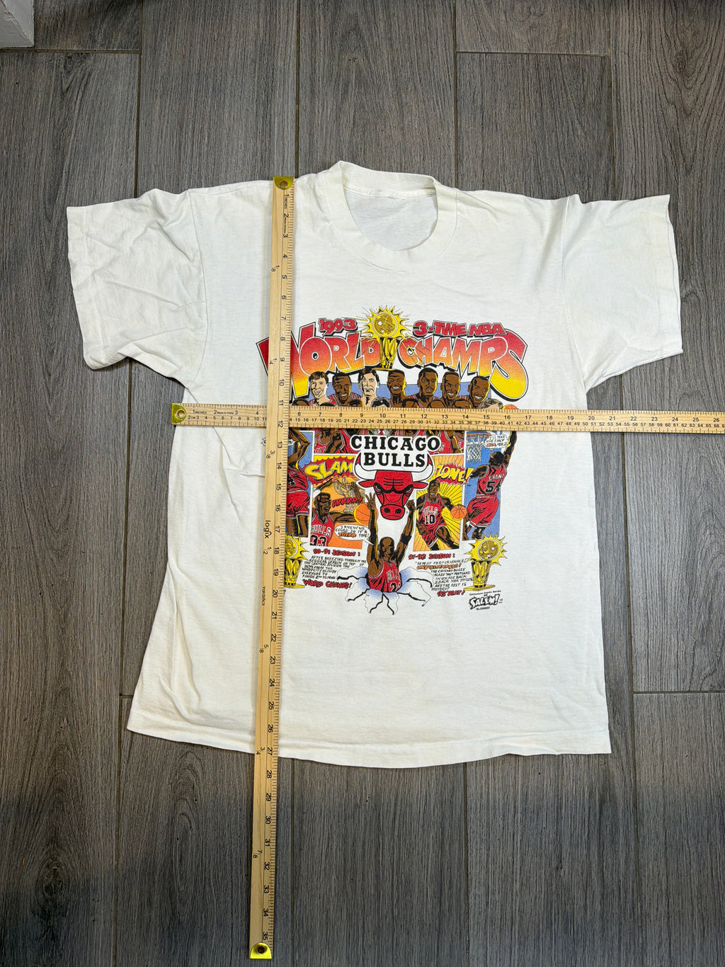 1993 Chicago Bulls 3 Time World Champs White T-Shirt Large