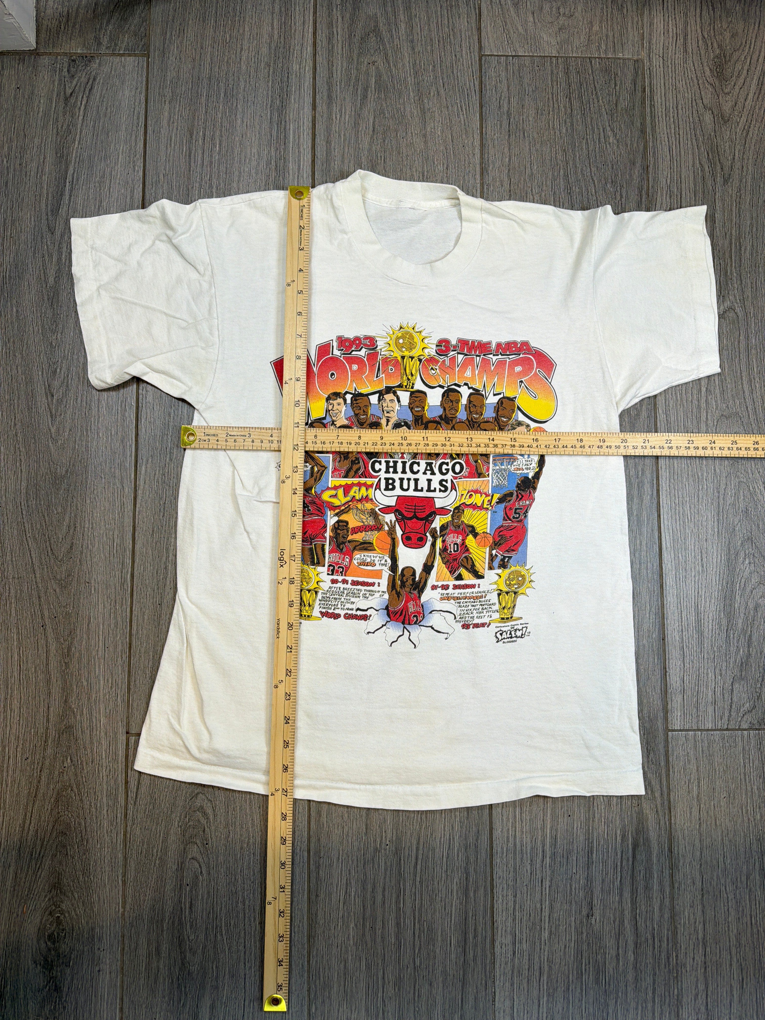 1993 Chicago Bulls 3 Time World Champs White T-Shirt Large