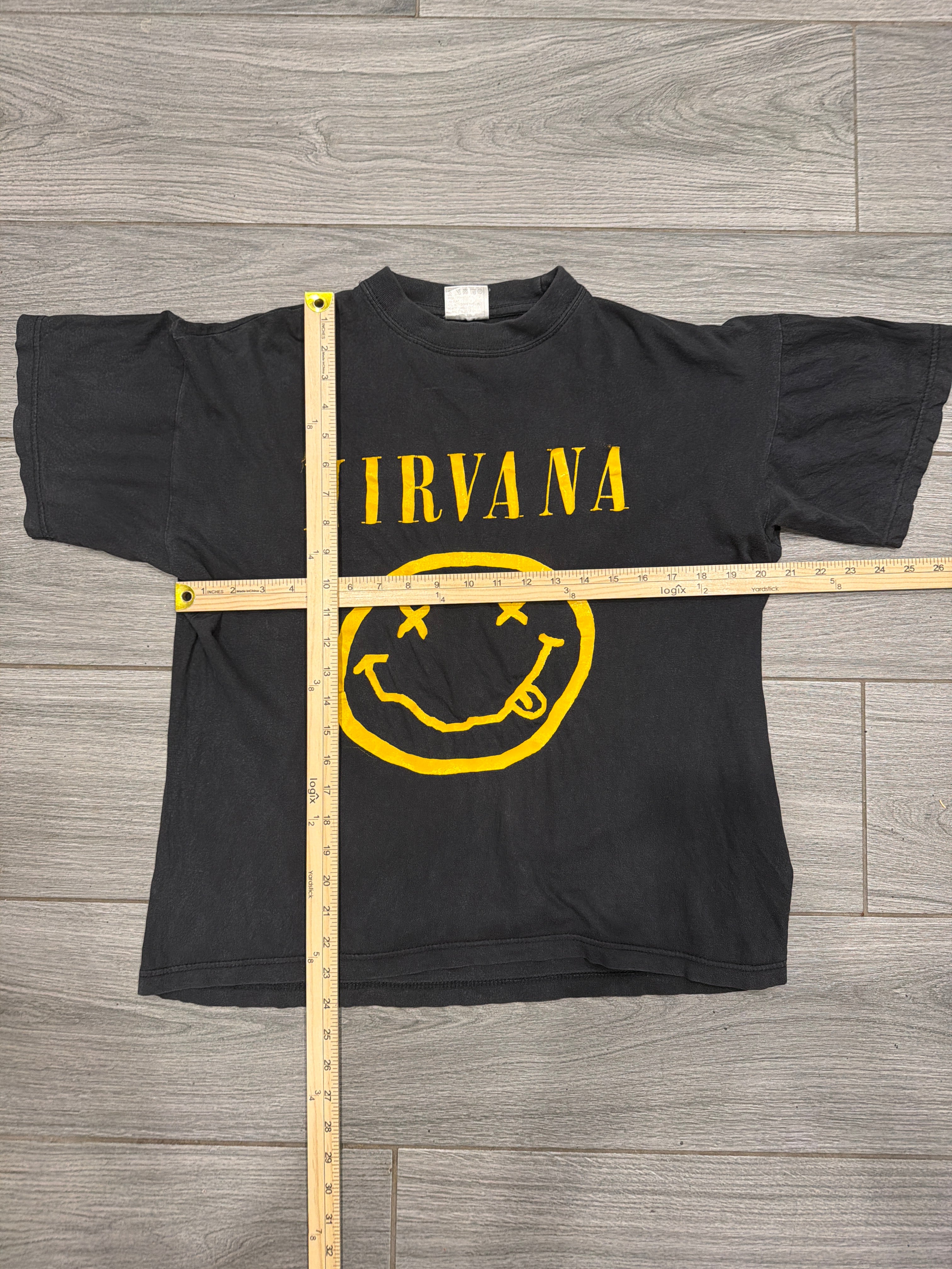 1992 Nirvana Smiley Euro Kurt Cobain Grohl Black T-Shirt Medium