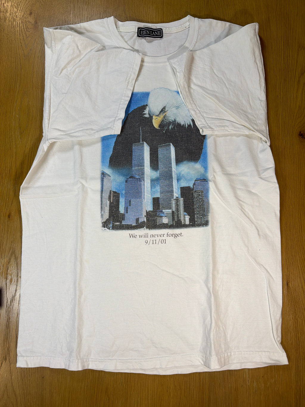 September 11 Won't Forget Vintage Memorial White T-Shirt Large