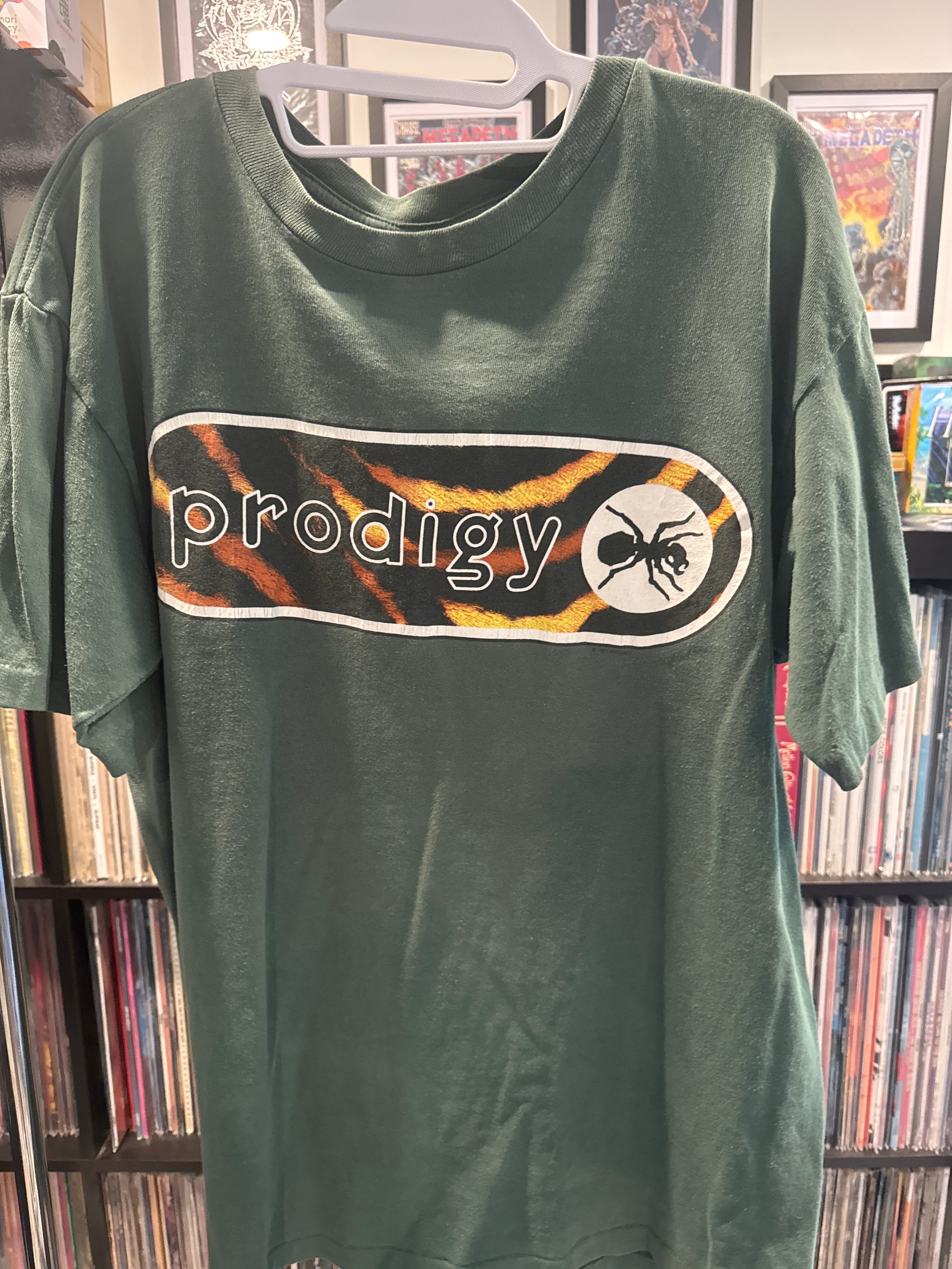 1997 Prodigy Ant Logo RARE Album Promo T Shirt L Wild Oats Green Single Stitch