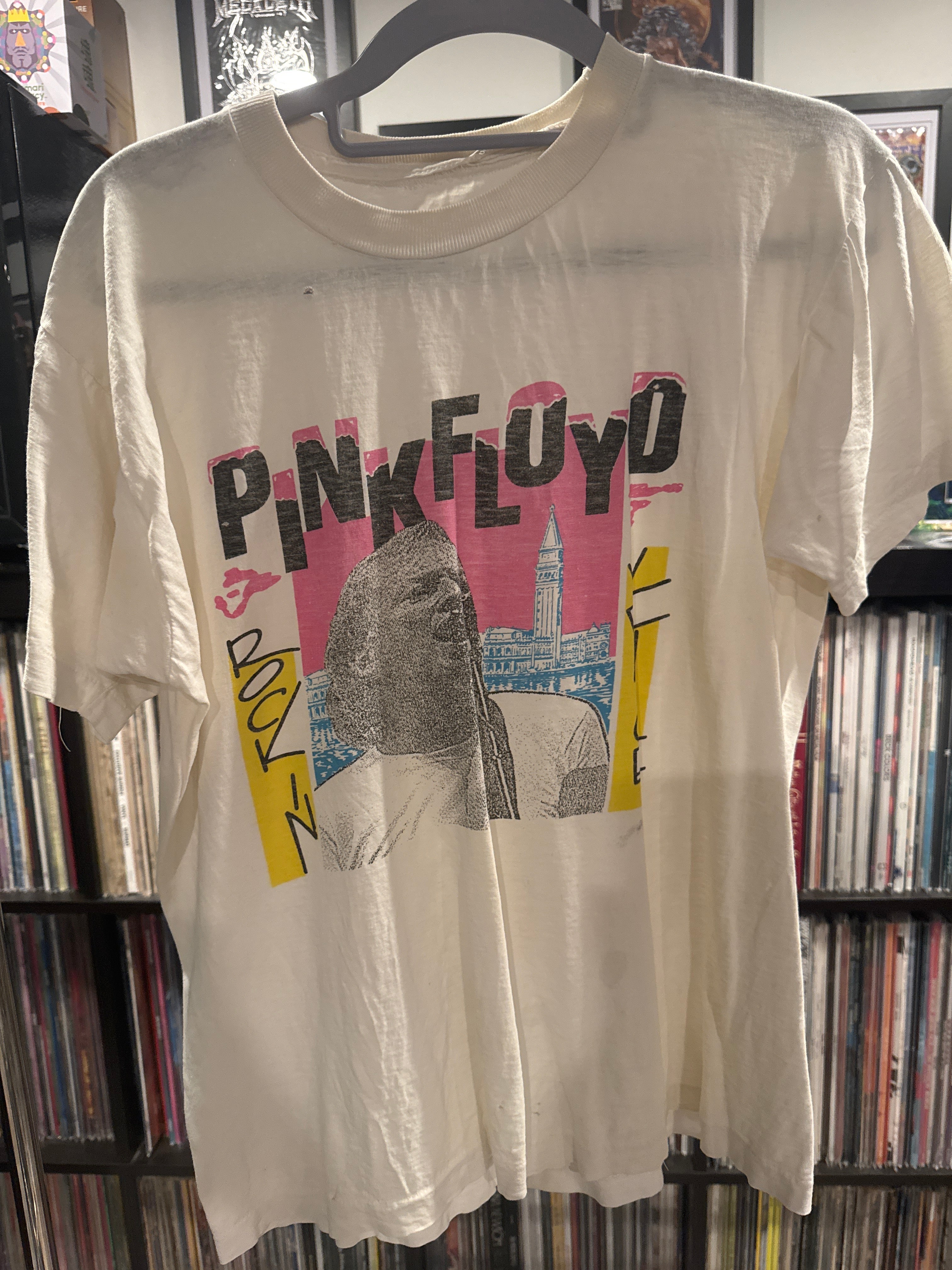 80s Pink Floyd Rock in Venice Light Distress M White