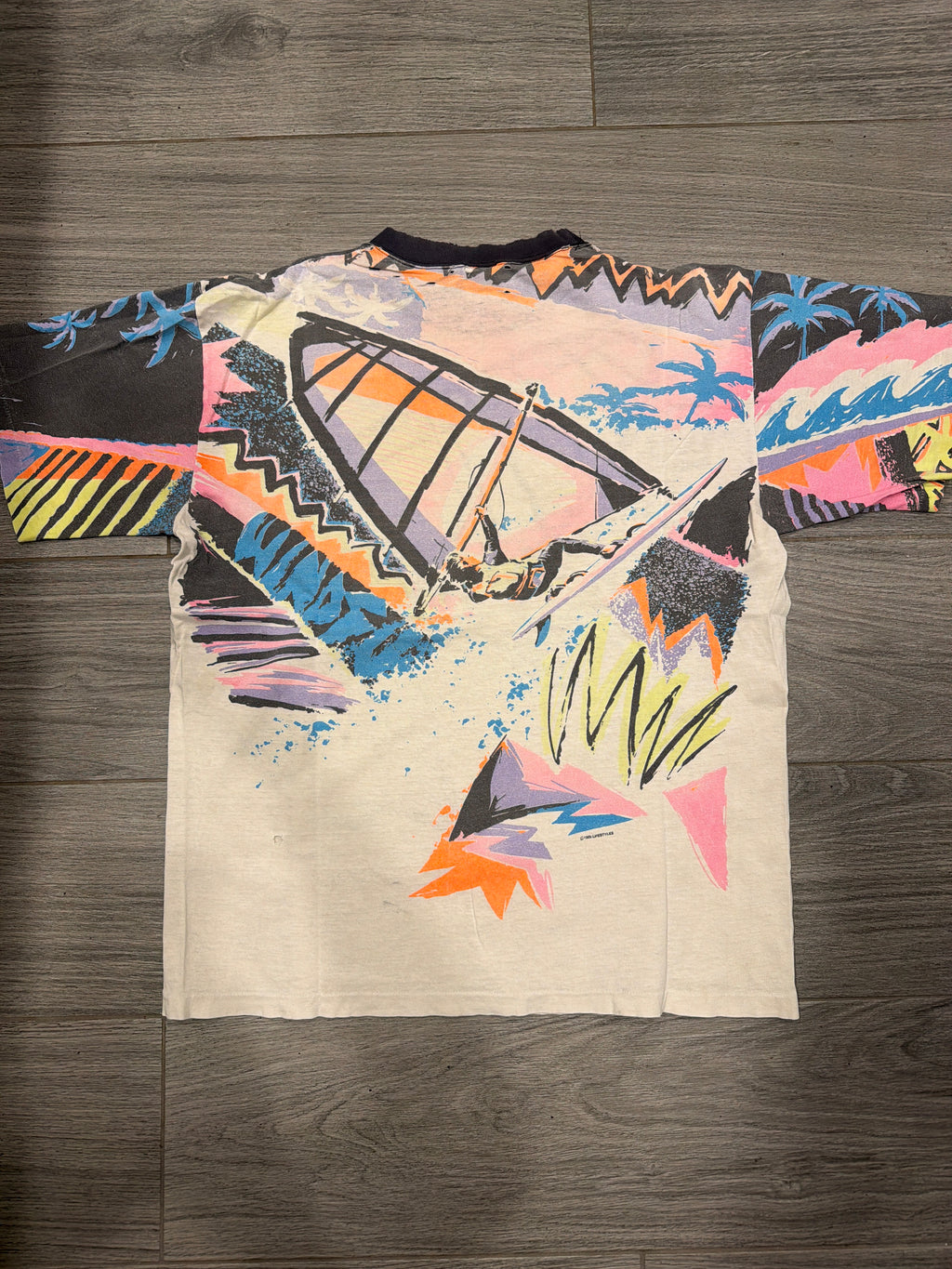 1989 AOP Surf Thrashed Neon Kite T-Shirt Large